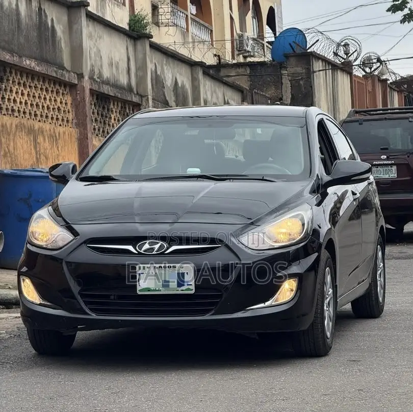 Hyundai Accent 2013 Black