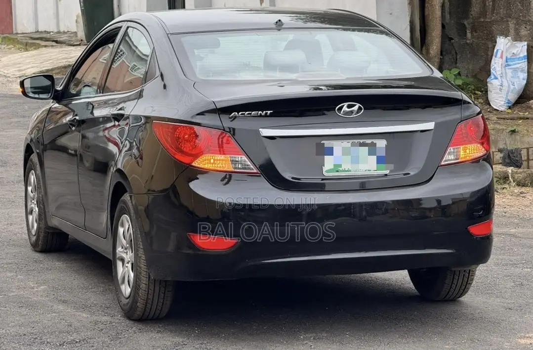 Hyundai Accent 2013 Black