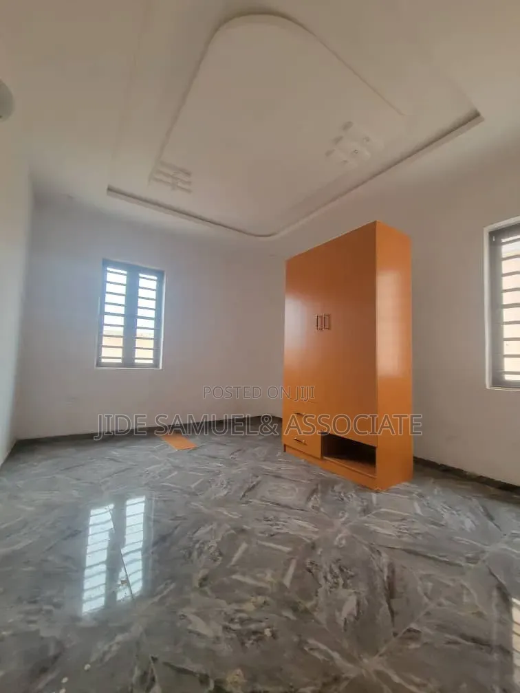 Furnished 3bdrm Bungalow in Ayobo for rent