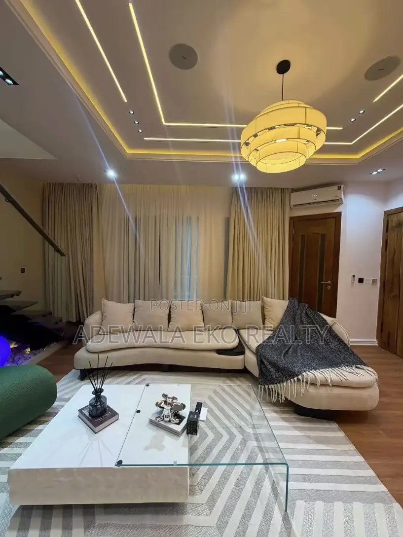 2-Bedroom Maisonette Freedom Way Lekki Ph 1 - Cinema Room|PS5|Pool