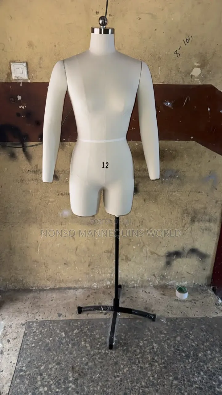 Fully Pinnable Size 12 Dressform With Long Thighs