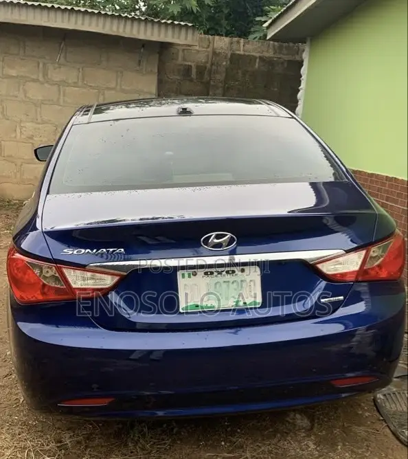 Hyundai Sonata 2013 Blue