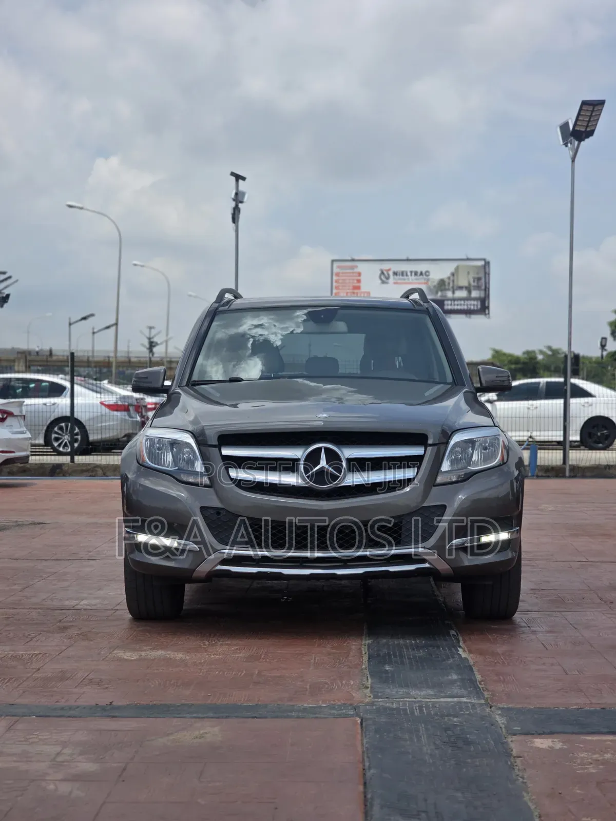 Mercedes-Benz GLK-Class 2014 Brown