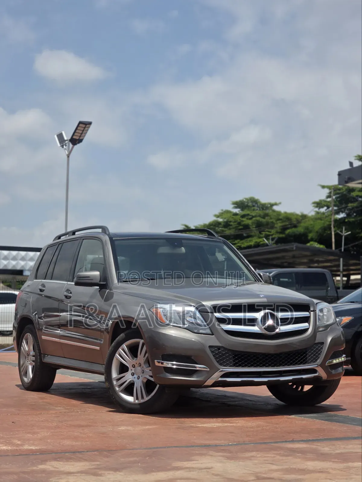 Mercedes-Benz GLK-Class 2014 Brown
