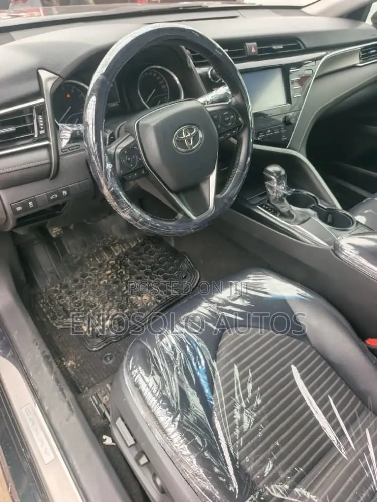 Toyota Camry 2018 Black