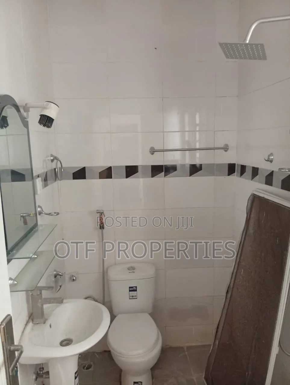 3bdrm Apartment in Fo, Kubwa for rent