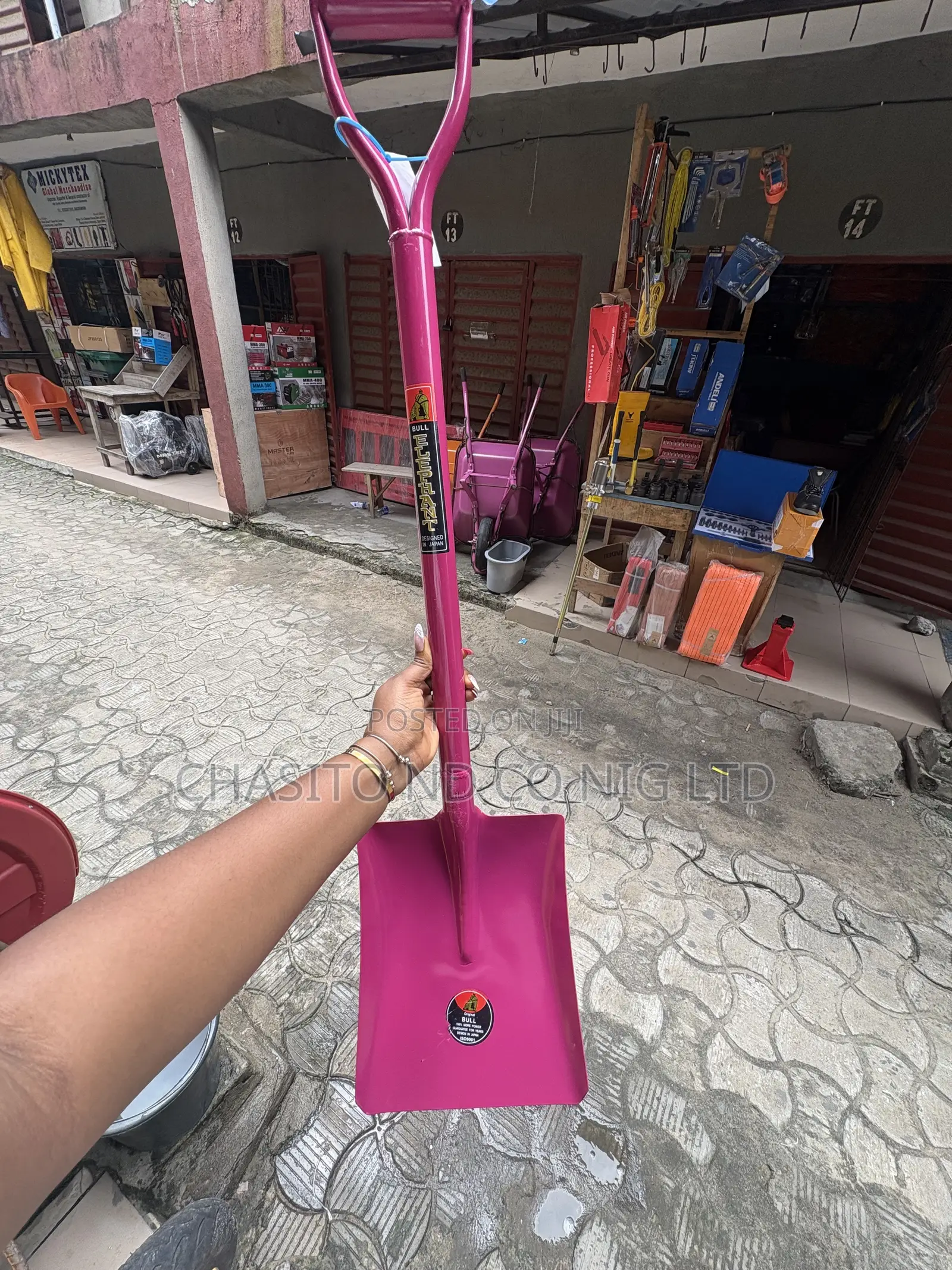 Original Square Shovel