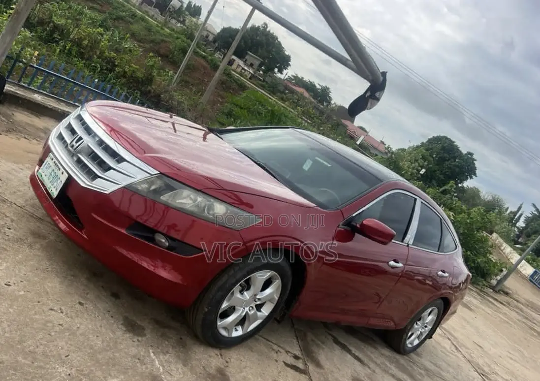 Honda Accord Crosstour 2010 Red