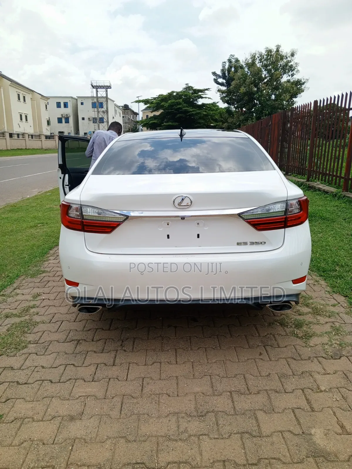 Lexus ES 2017 White