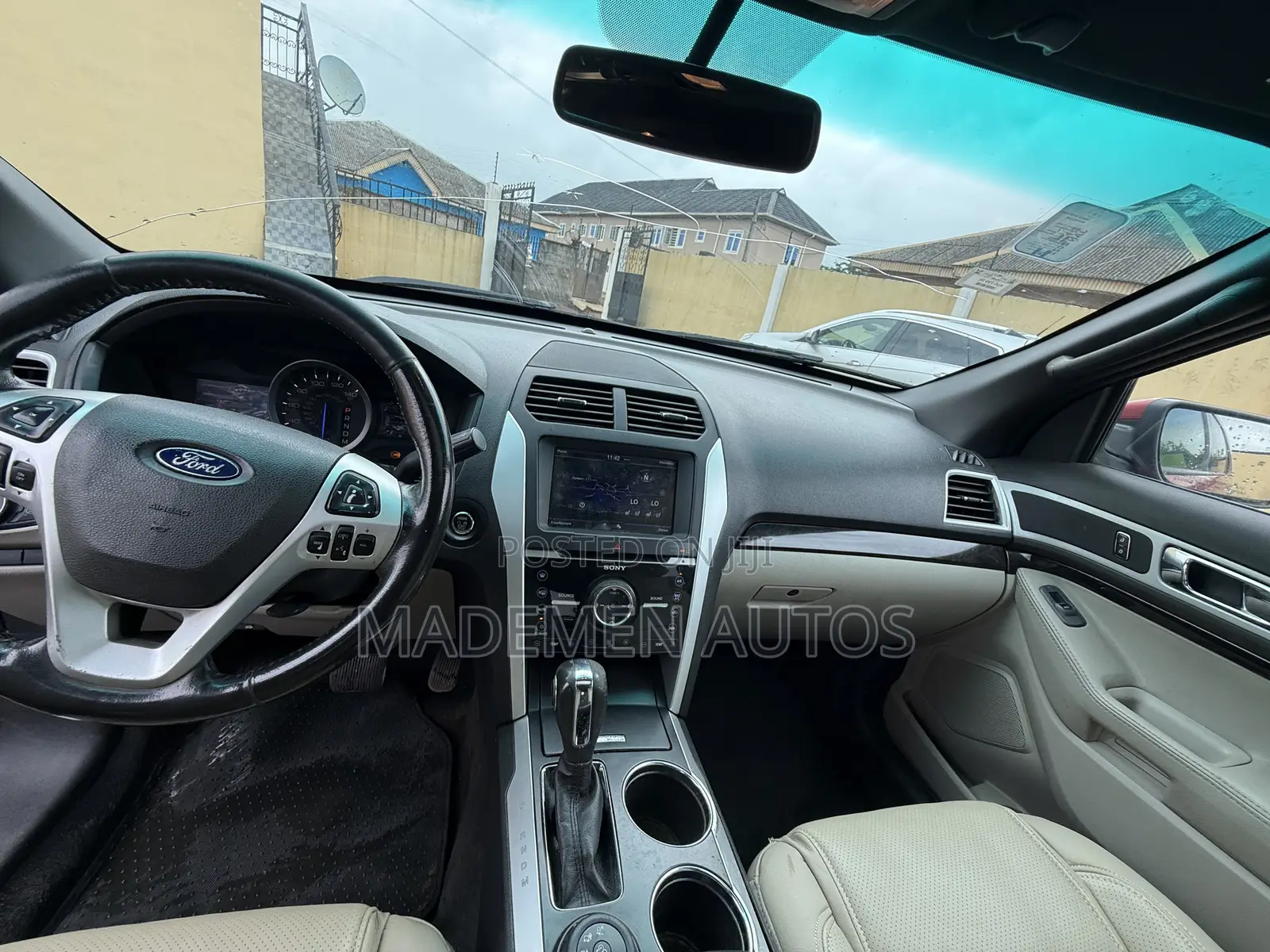 Ford Explorer Sport 4dr 4x4 (3.5L 6cyl 6A) 2013 Red