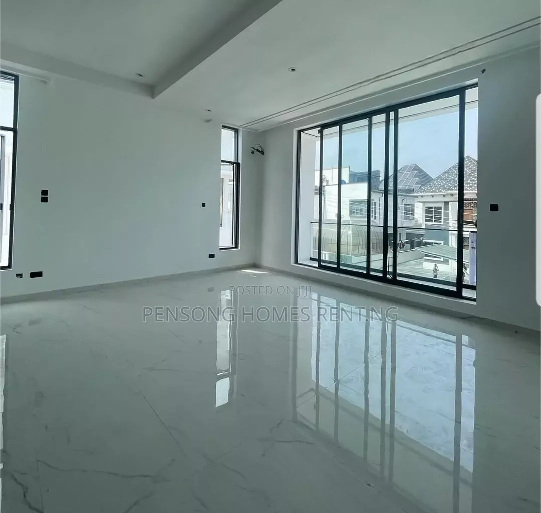 4bdrm Duplex in Ikota Lekki for rent
