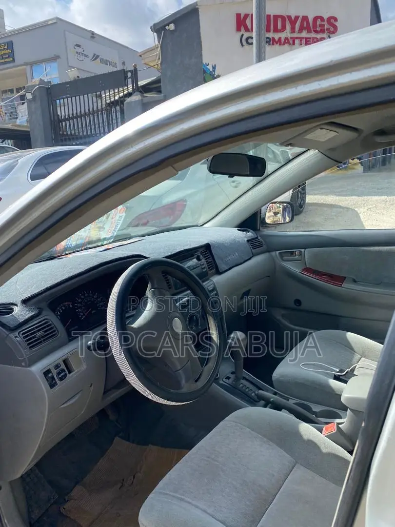 Toyota Corolla 2005 Silver