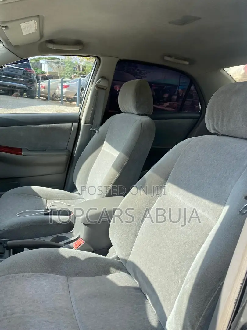 Toyota Corolla 2005 Silver