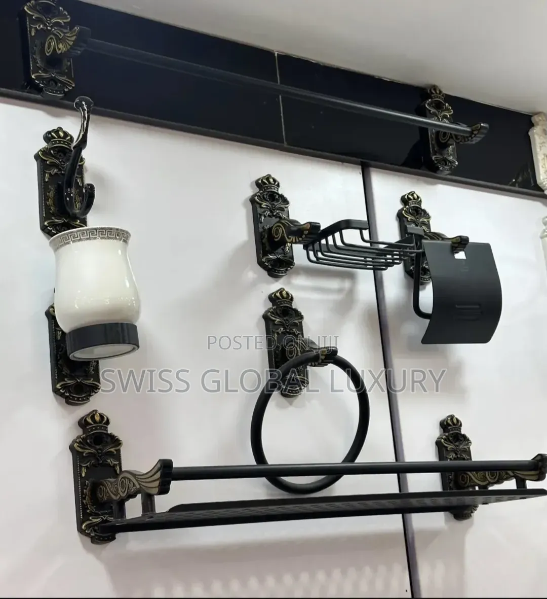 High Complete Set of Bathroom Accessories