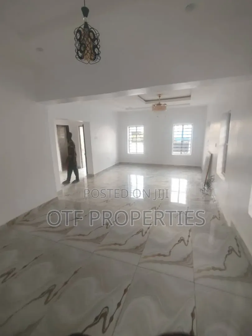 4bdrm Duplex in Fo1, Kubwa for rent