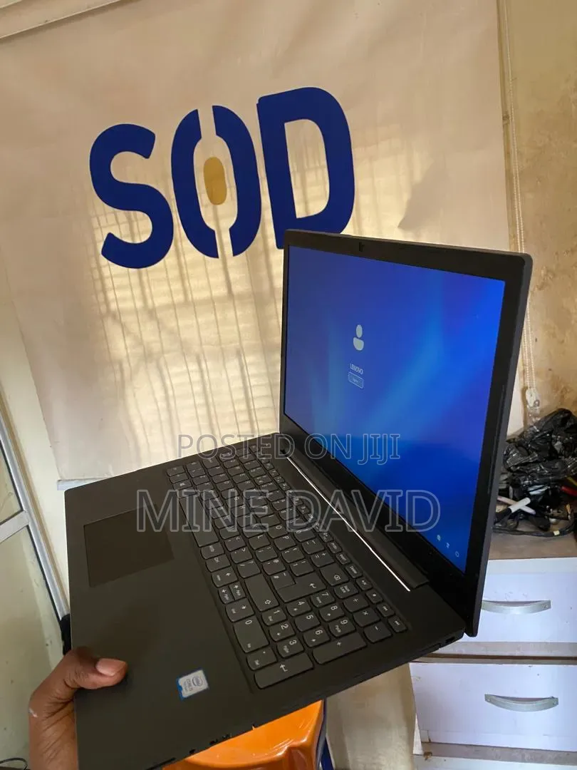 Laptop Lenovo V130 8GB Intel Core i5 SSD 128GB