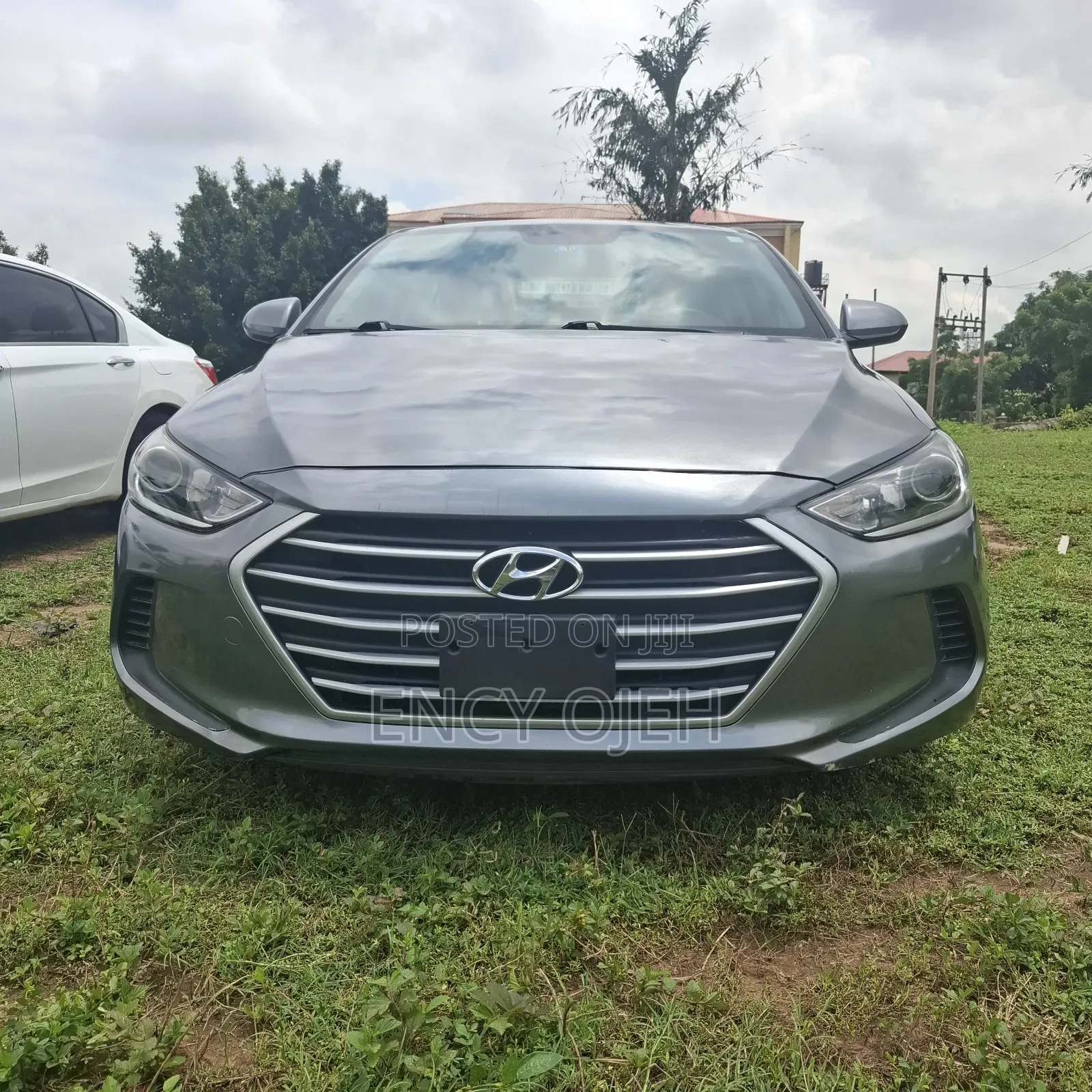 Hyundai Elantra SE Sedan FWD (2.0L 4cyl 6M) 2017 Gray