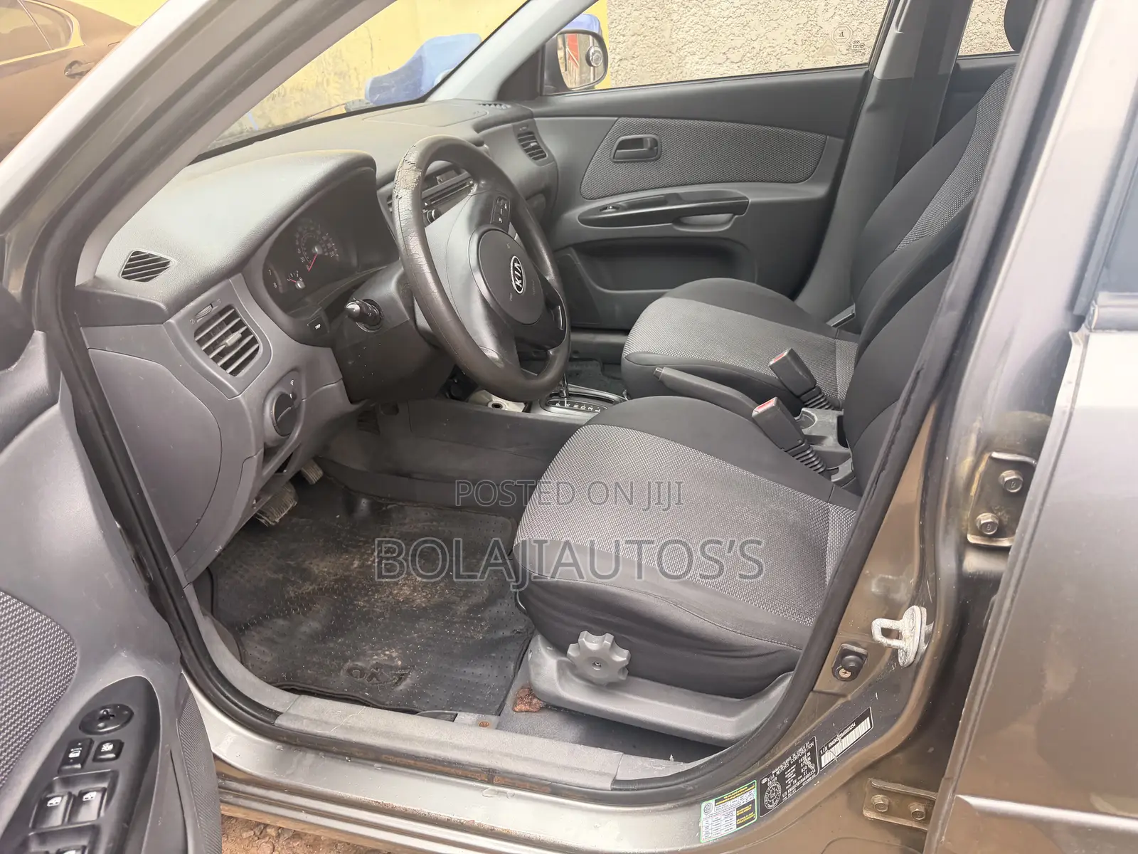 Kia Rio SX 4dr Sedan (1.6L 4cyl 4A) 2011 Gray