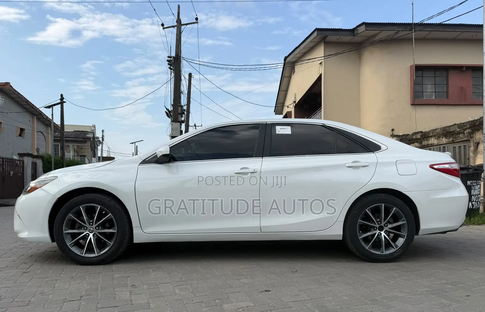 Toyota Camry XSE 4dr Sedan (3.5L 6cyl 6A) 2015 White