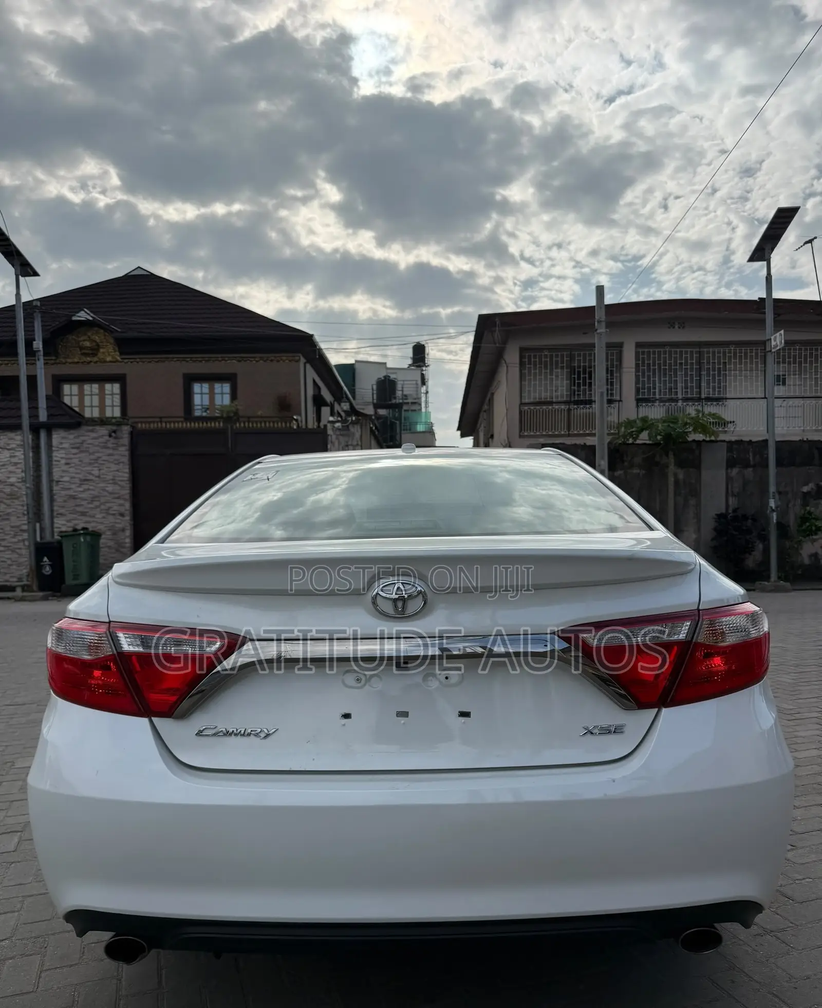 Toyota Camry XSE 4dr Sedan (3.5L 6cyl 6A) 2015 White