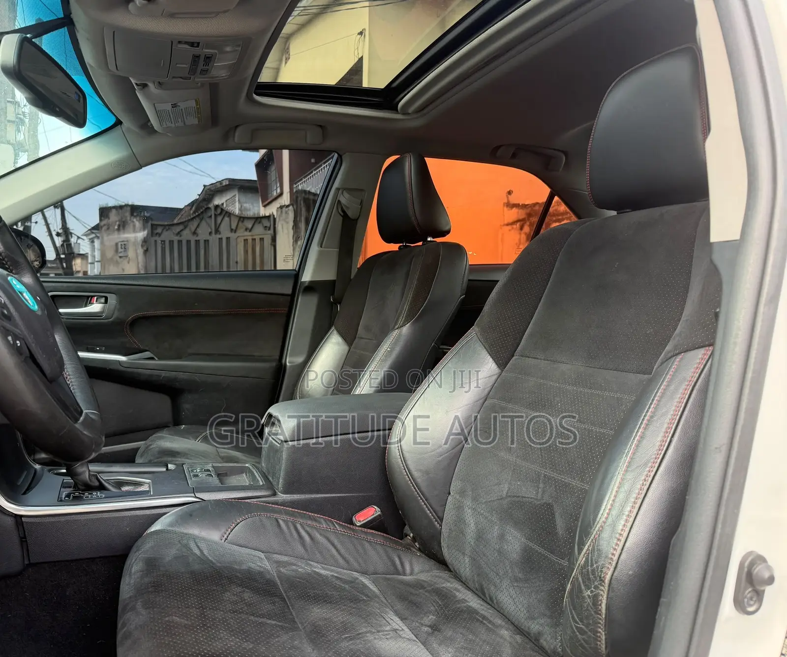 Toyota Camry XSE 4dr Sedan (3.5L 6cyl 6A) 2015 White