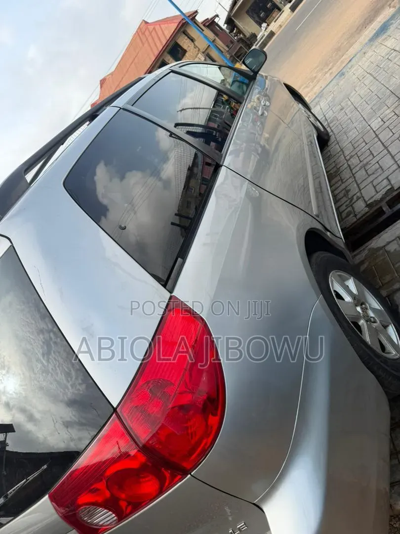 Toyota Sienna LE FWD 2006 Silver