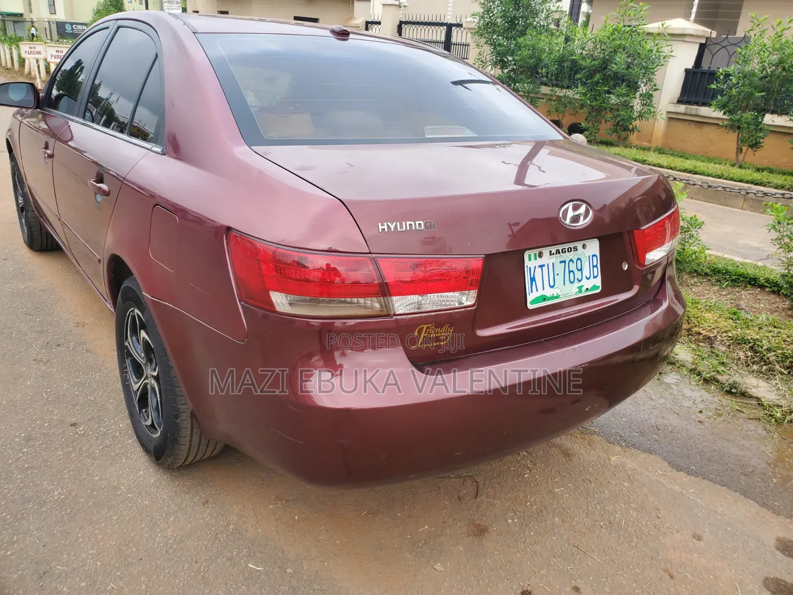 Hyundai Sonata 2009 Red