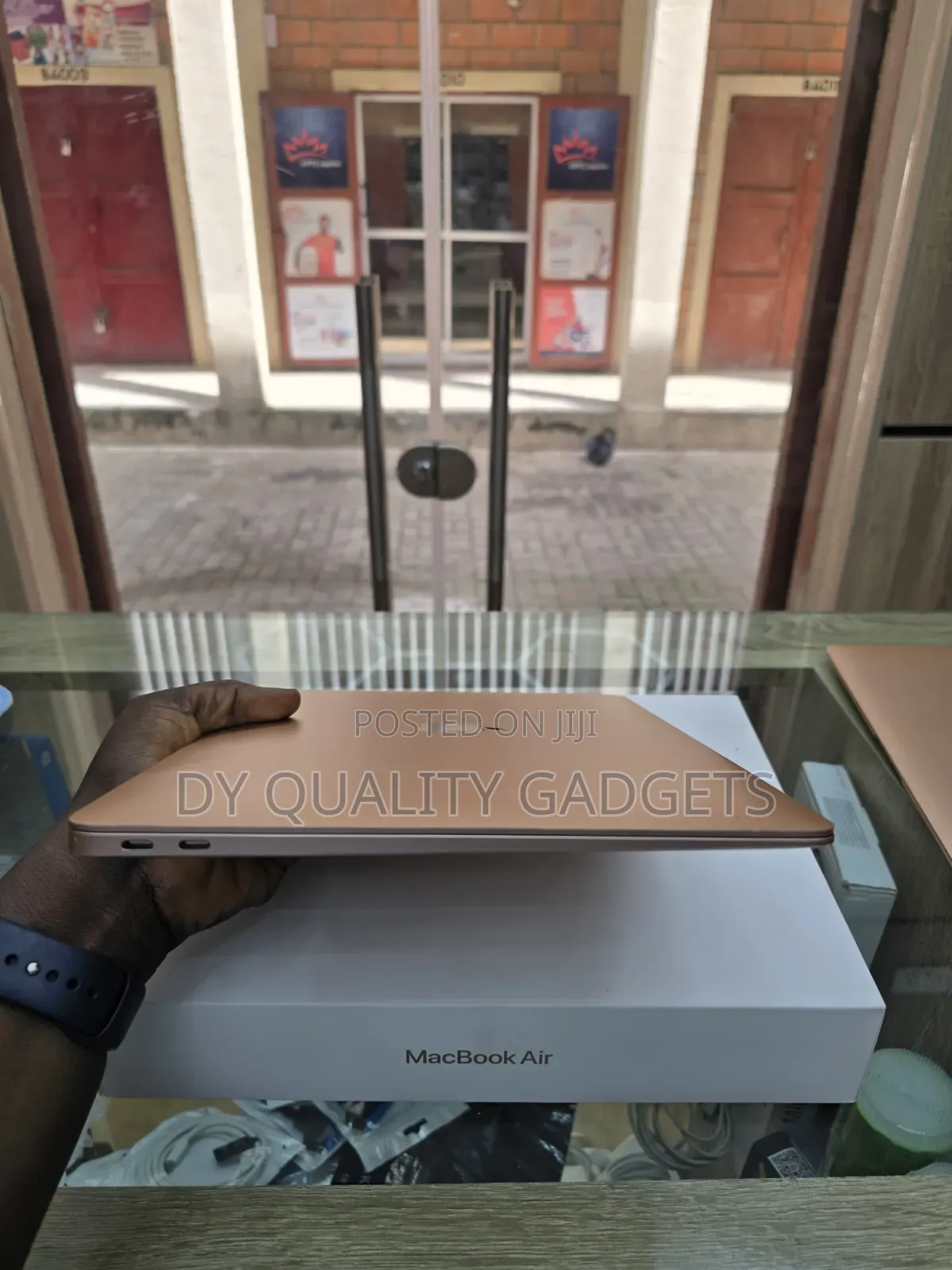 Laptop Apple MacBook Air 2020 M1 8GB Apple M1 SSD 256GB