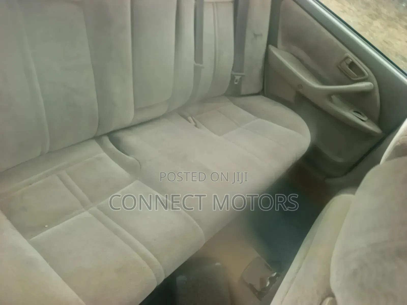 Toyota Camry Automatic 1999 Gold