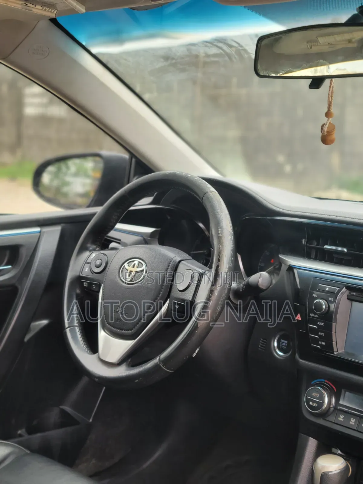 Toyota Corolla 2015 Black