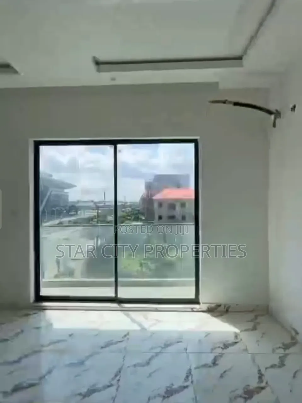 3bdrm Apartment in Yaba Lagos for rent