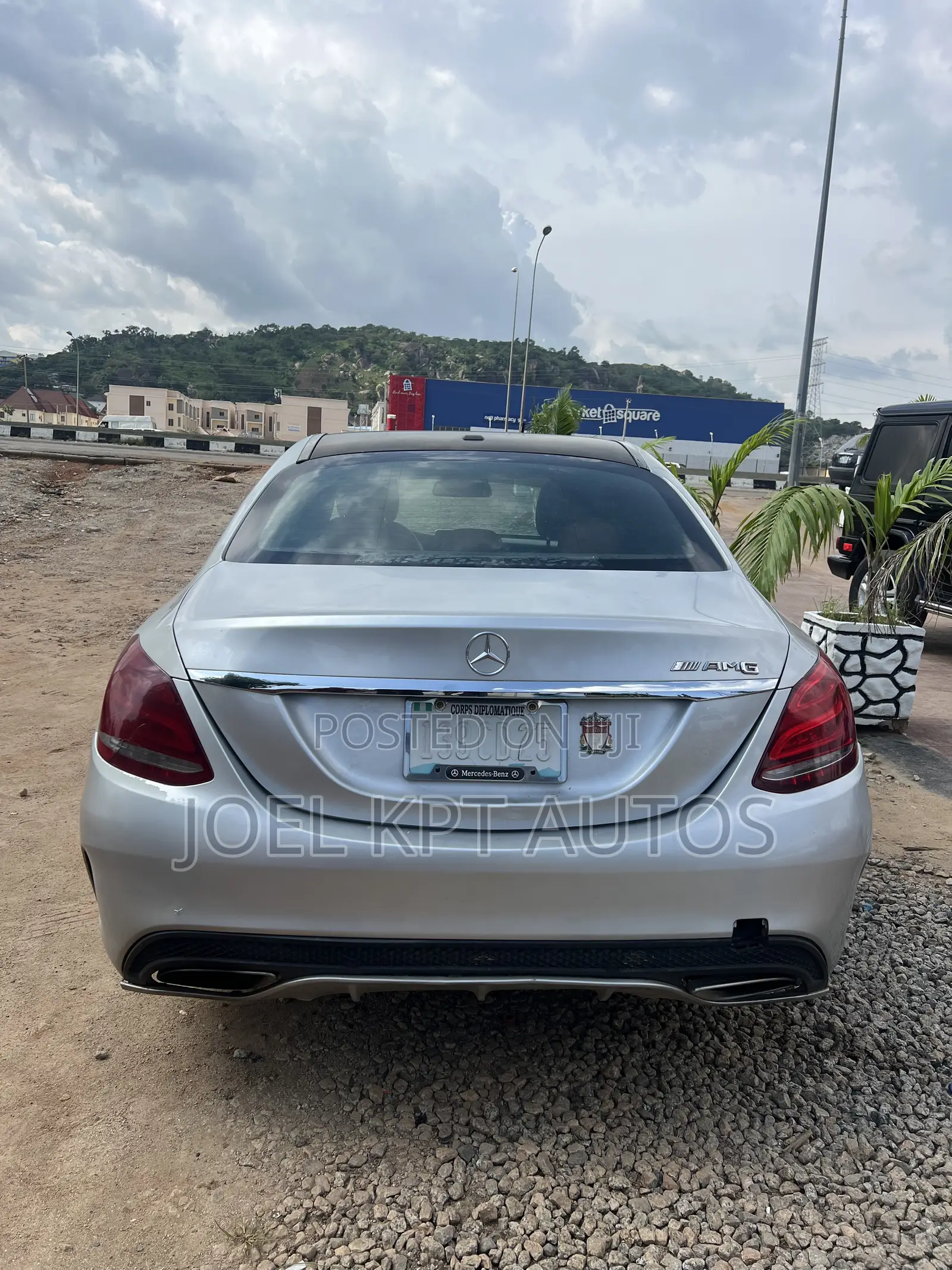 Mercedes-Benz C300 2015 Silver