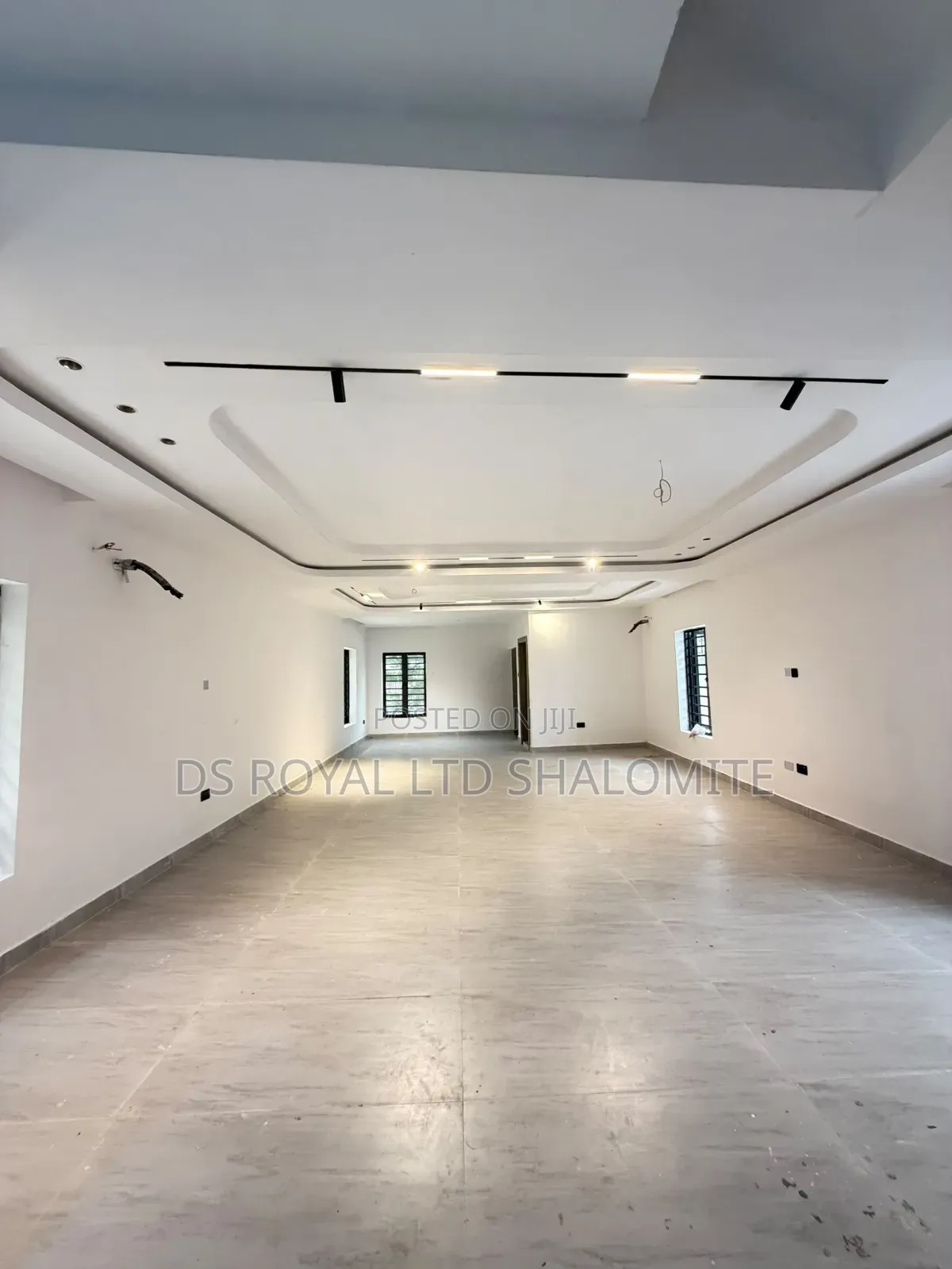 5bdrm Duplex in Lekki Phase 1 for sale