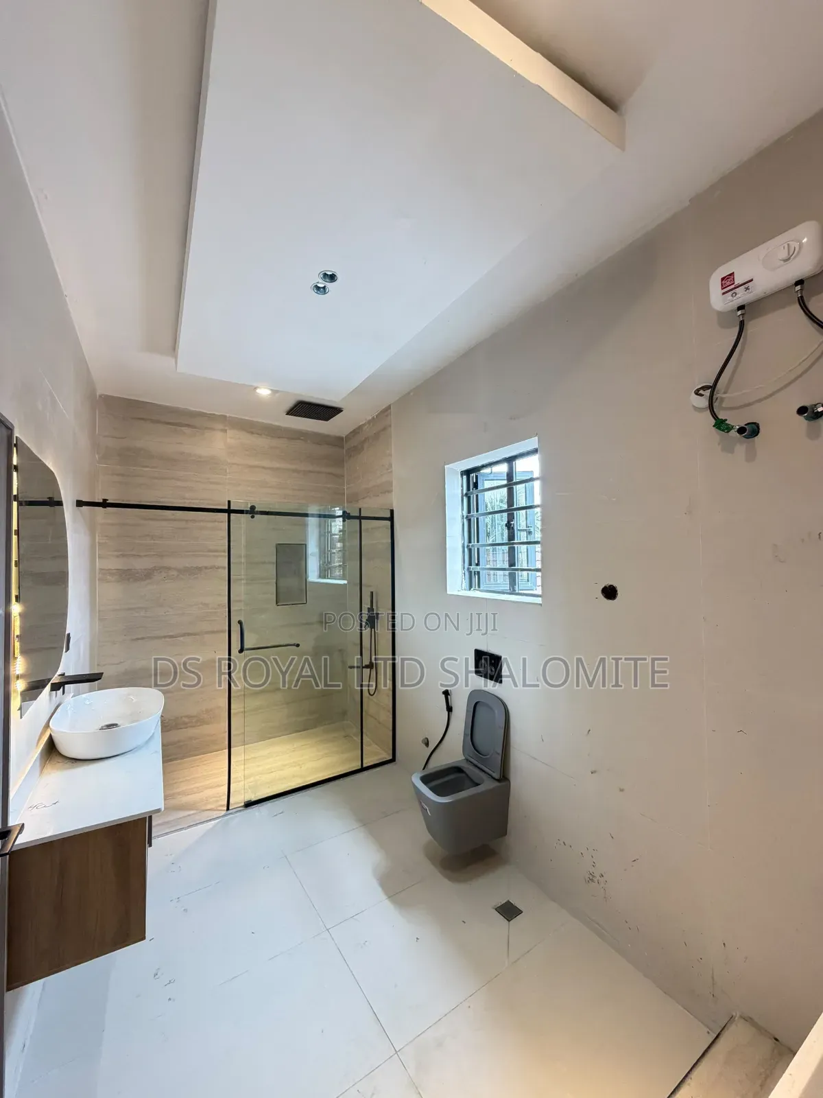 5bdrm Duplex in Lekki Phase 1 for sale