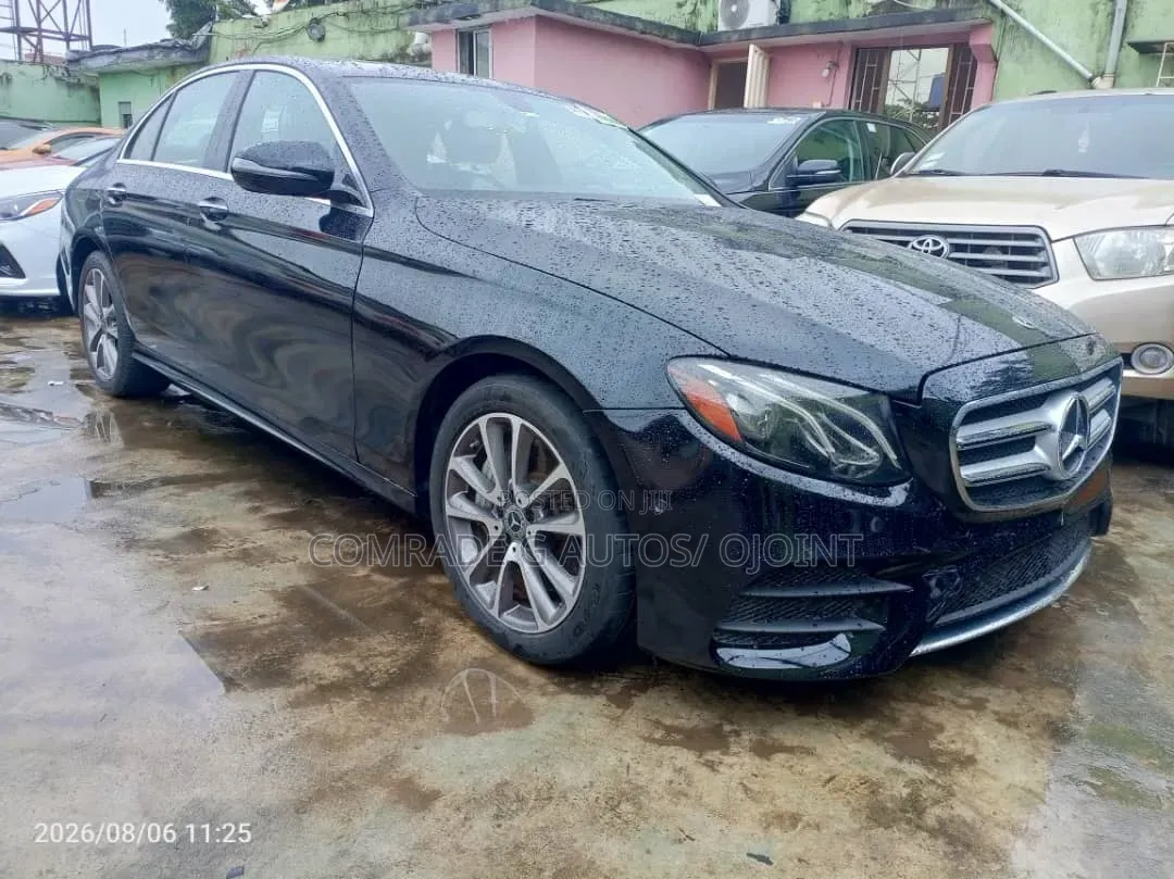 Mercedes-Benz E400 2018 Black