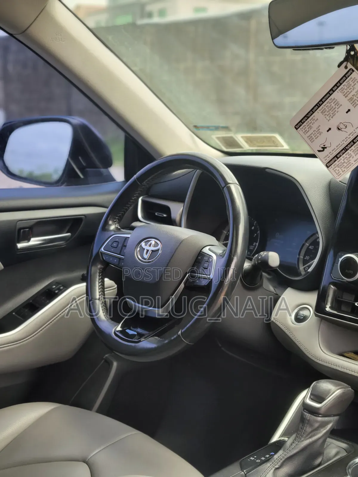 Toyota Highlander XLE 2021 Blue
