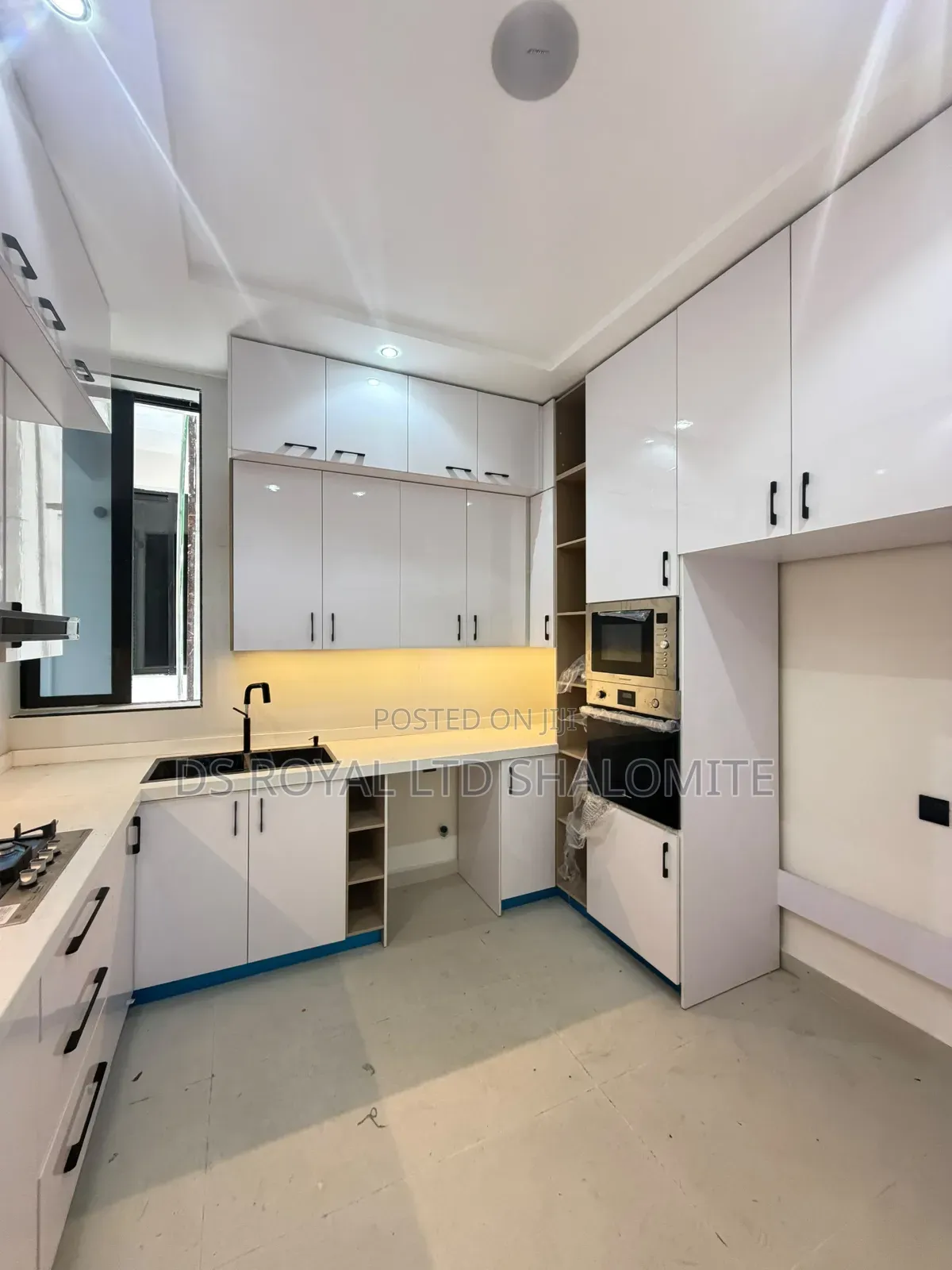 2bdrm Block of Flats in Ikate for sale