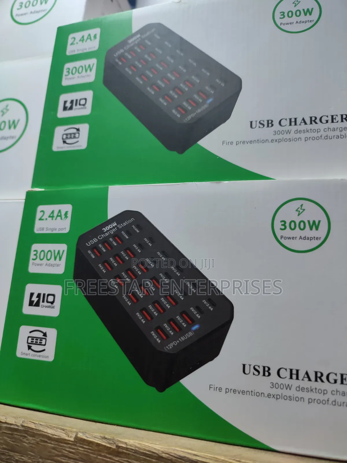300W 30 Ports USB Charging Station 12 Ports USB Type C Charger.