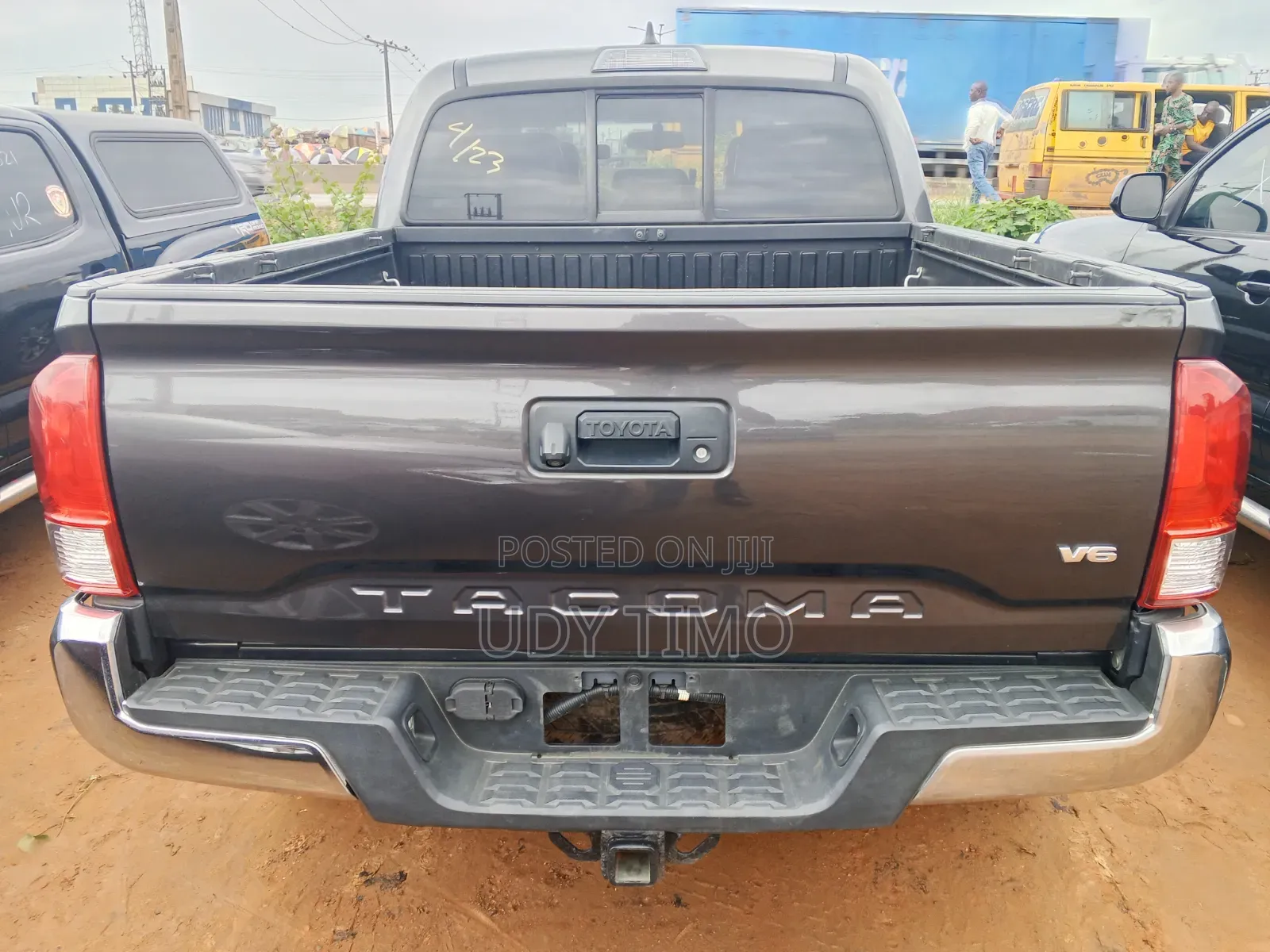 Toyota Tacoma 2017 Gray