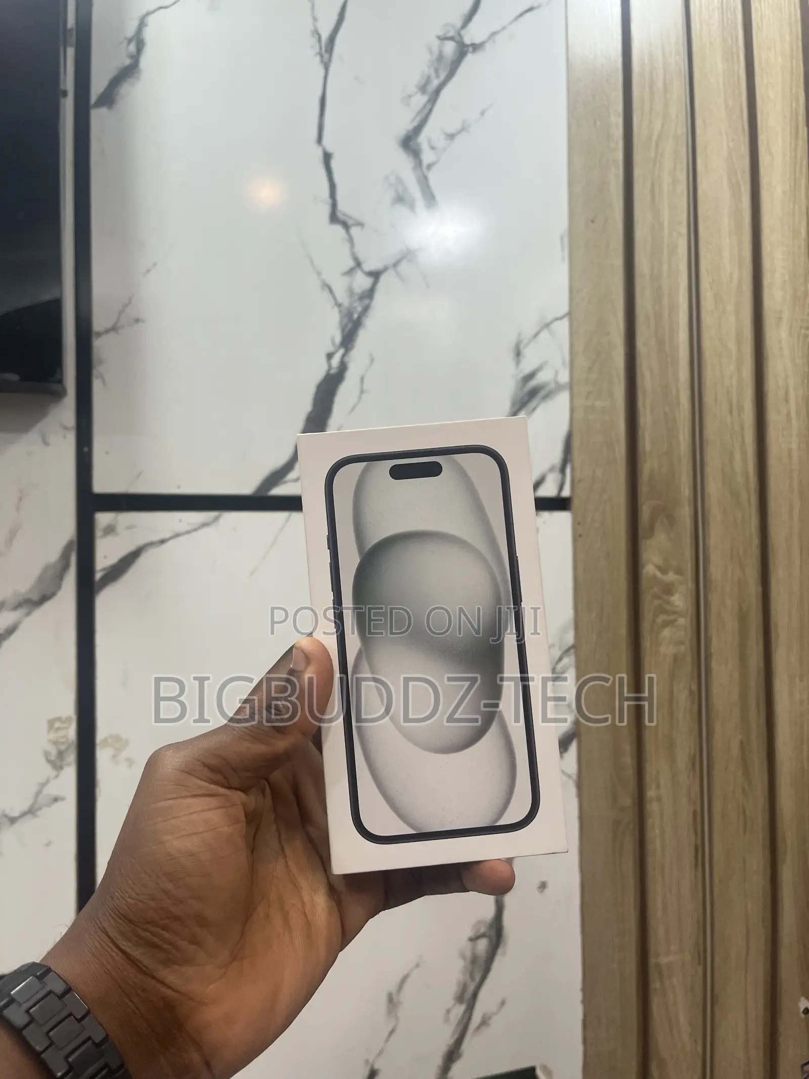 New Apple iPhone 15 256 GB