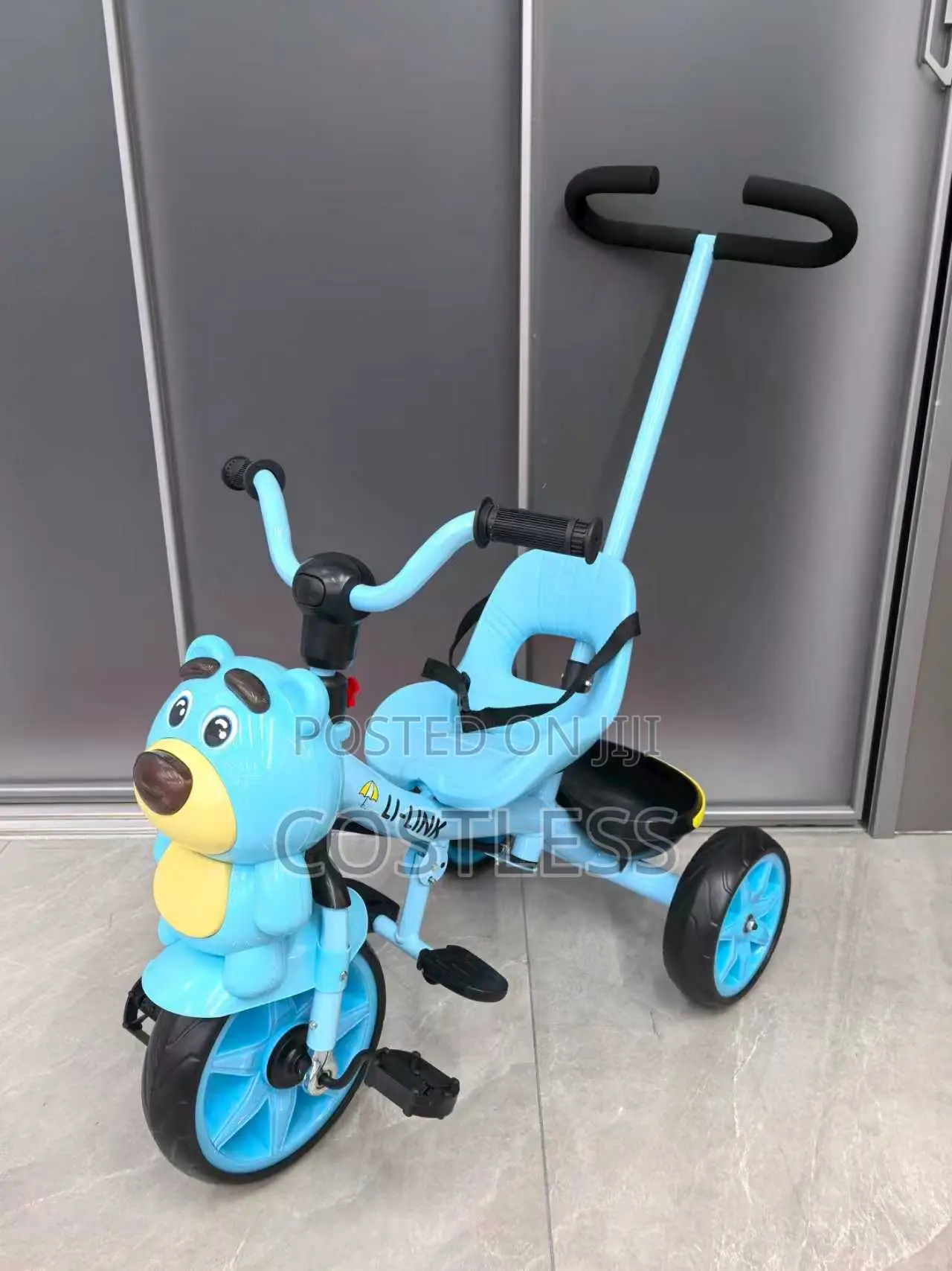 Stroller Tricycle Is Designed for Toddlers Aged 1 to 4 or 5 Years