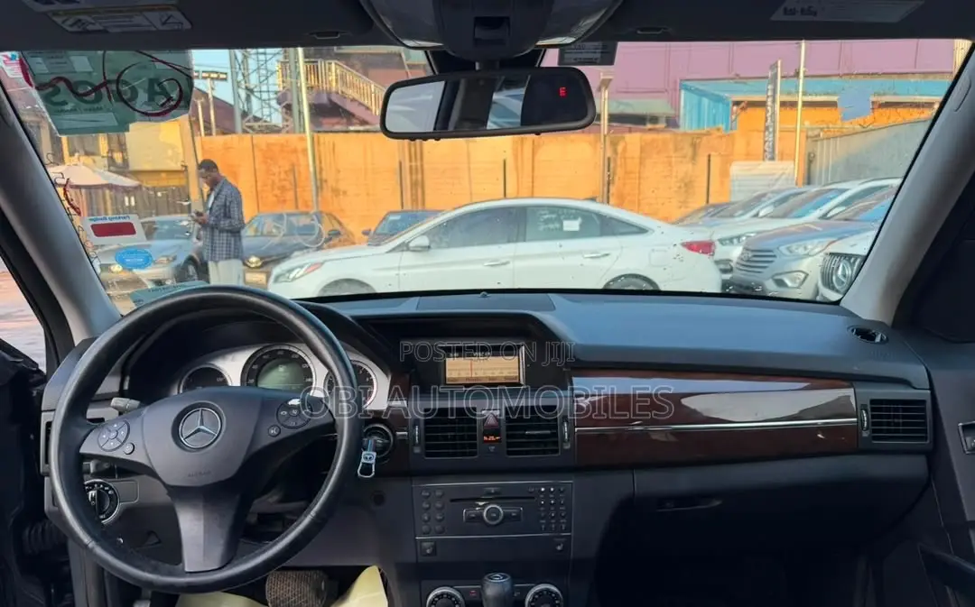 Mercedes-Benz GLK-Class 350 4MATIC 2010 Gray
