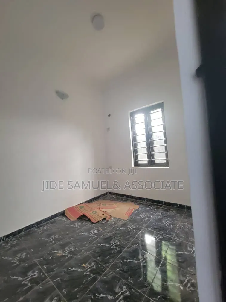 Furnished Mini Flat in Ayobo for rent