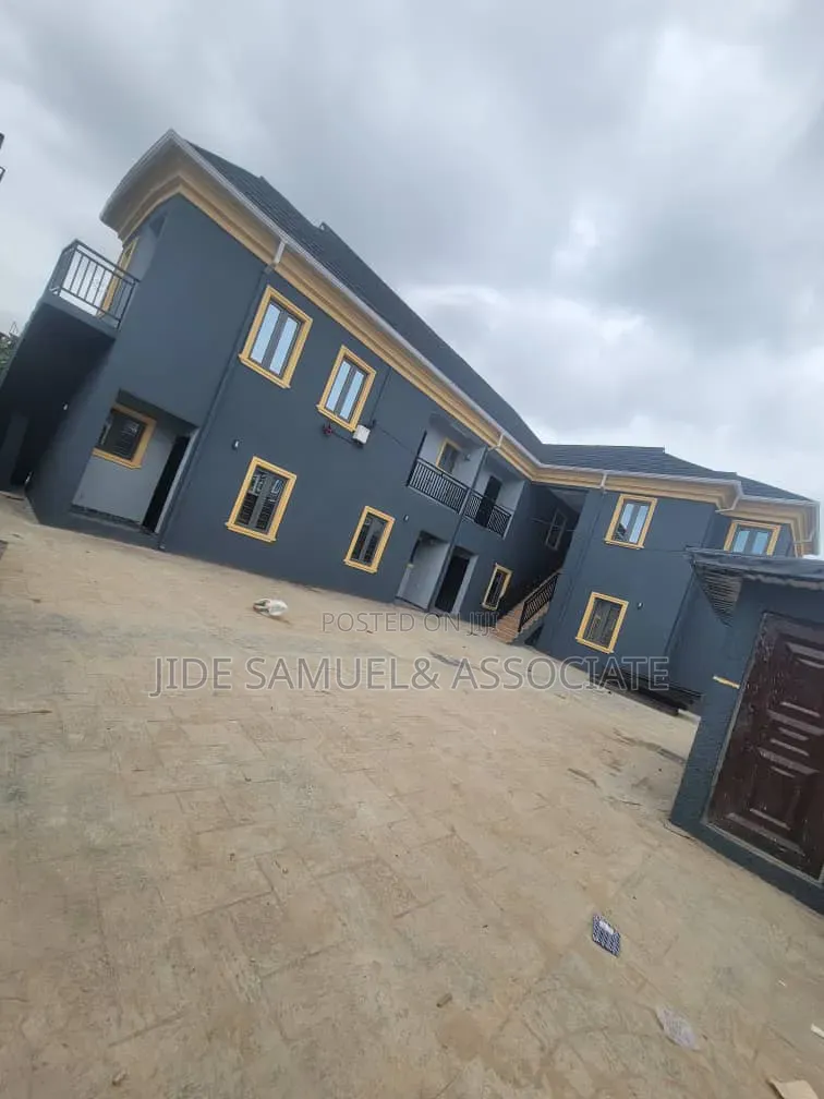 Furnished Mini Flat in Ayobo for rent