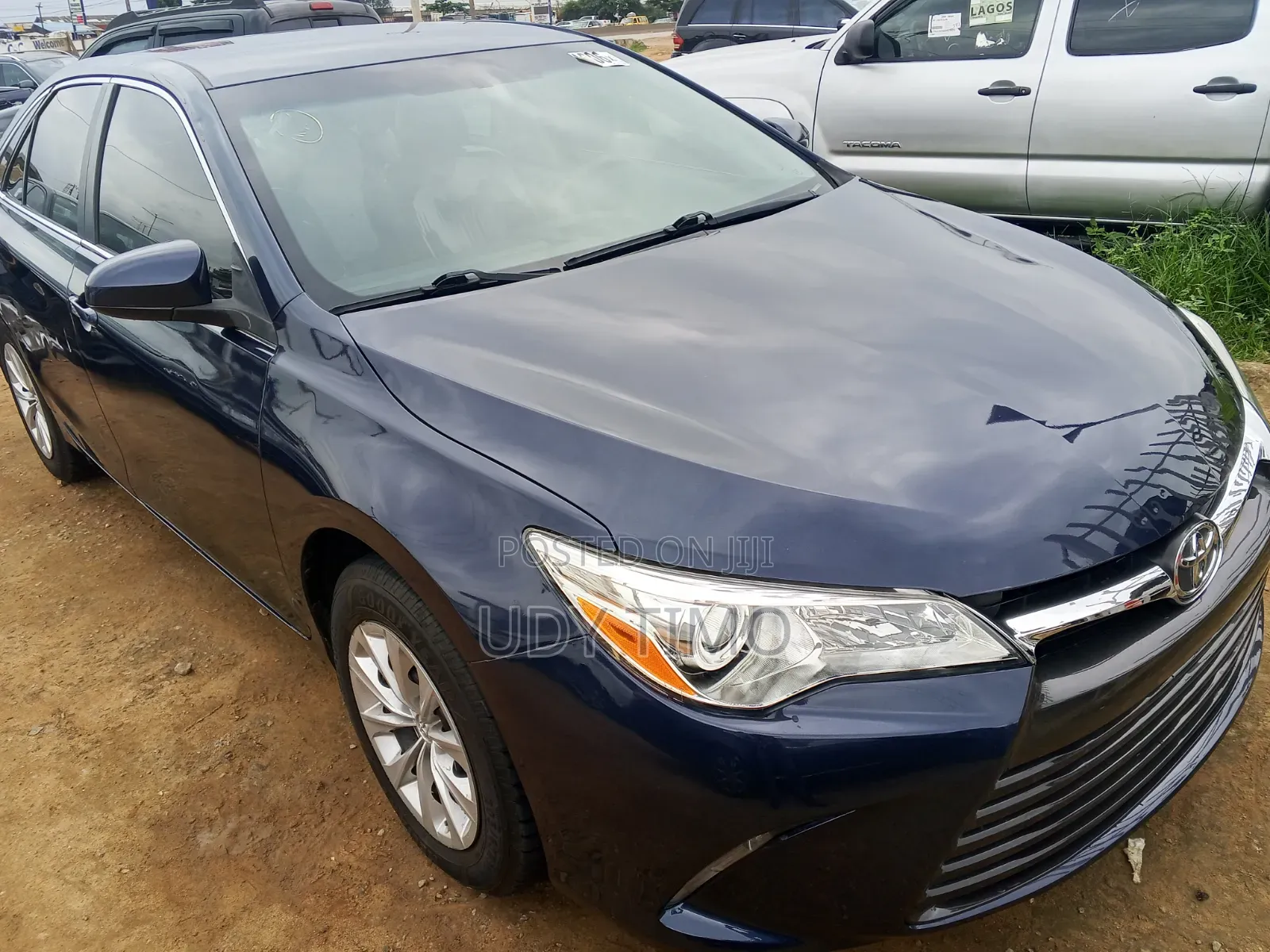 Toyota Camry 2016 Blue