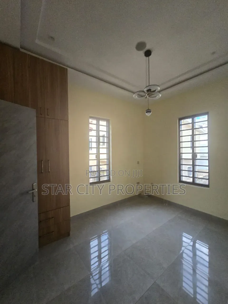 5bdrm Duplex in Omole Phase 2 for sale