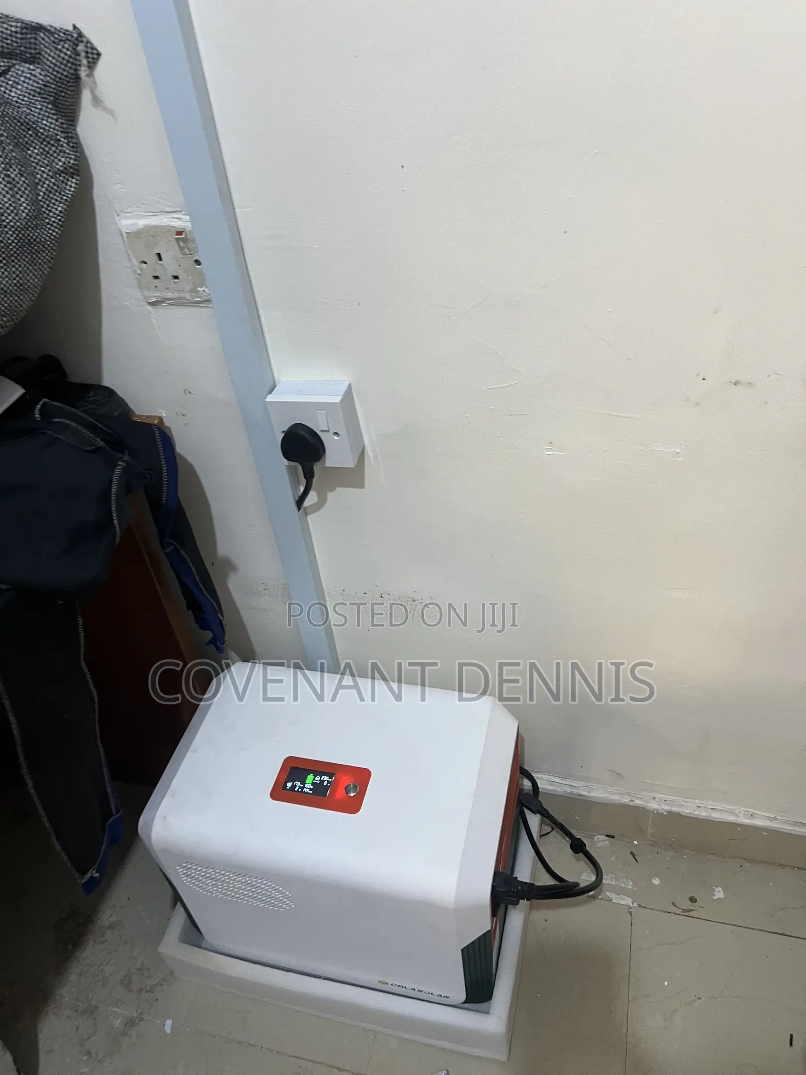 Cola 3600 (3.6kwh/2200w) Solar Generator