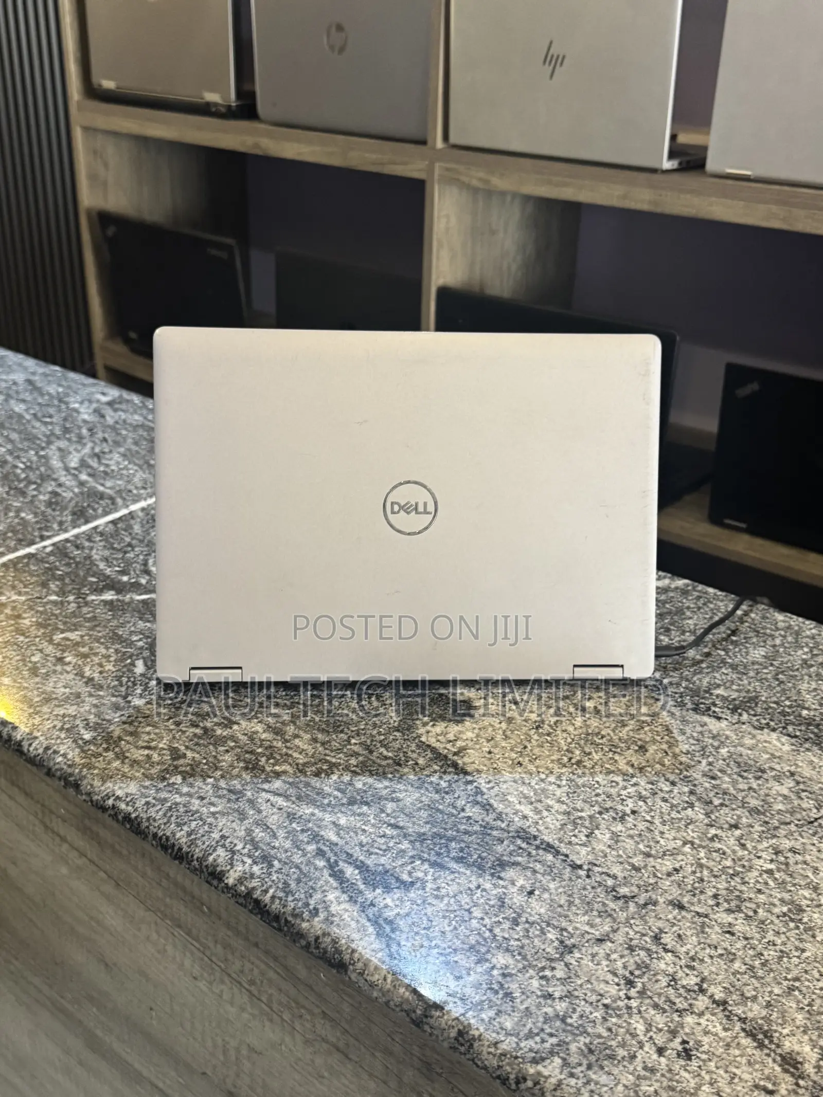 Laptop Dell Latitude 3310 2-in-1 8GB Intel Core i5 SSD 512GB