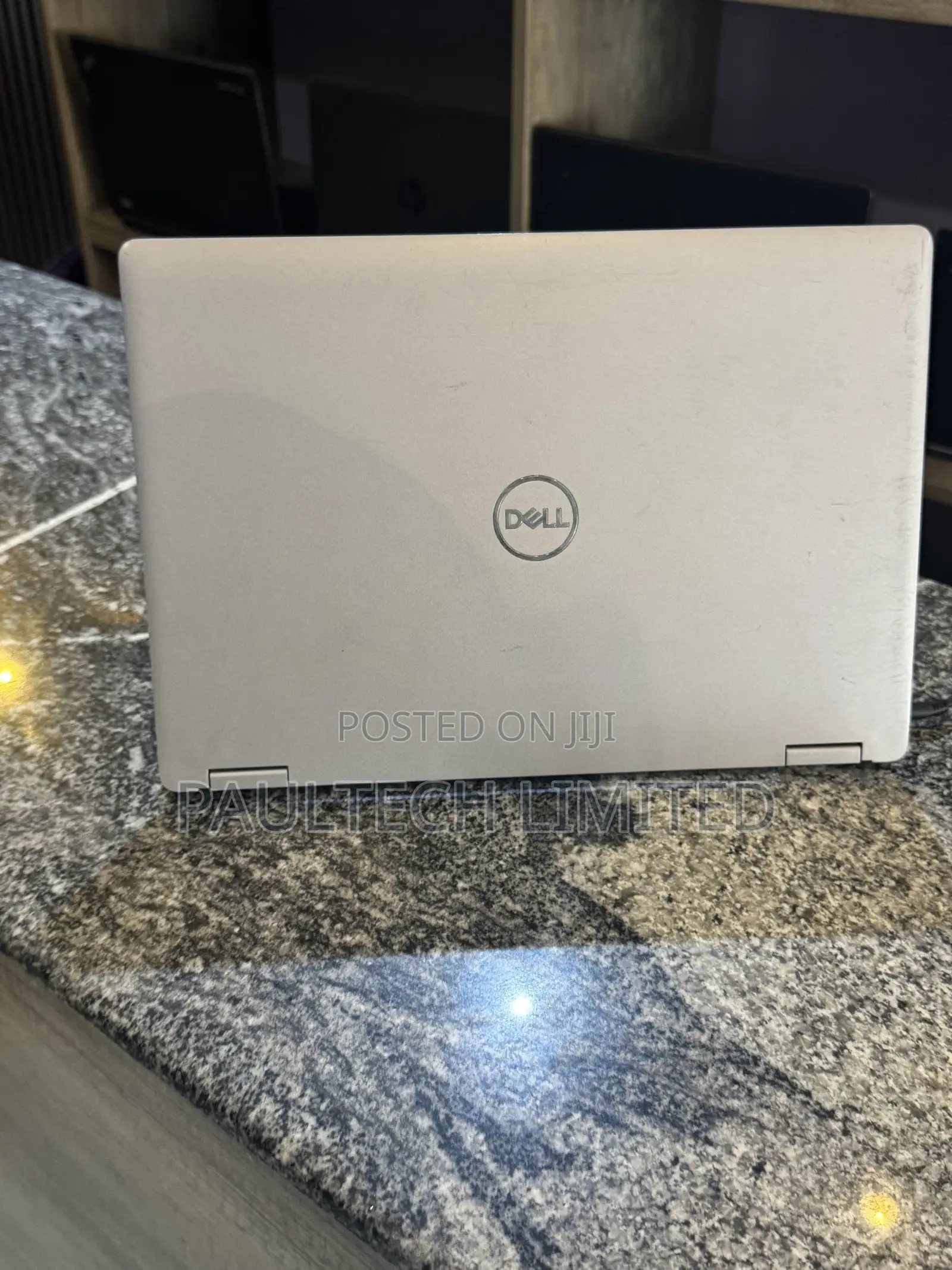 Laptop Dell Latitude 3310 2-in-1 8GB Intel Core i5 SSD 512GB