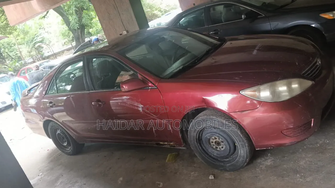 Toyota Camry 2006 Red